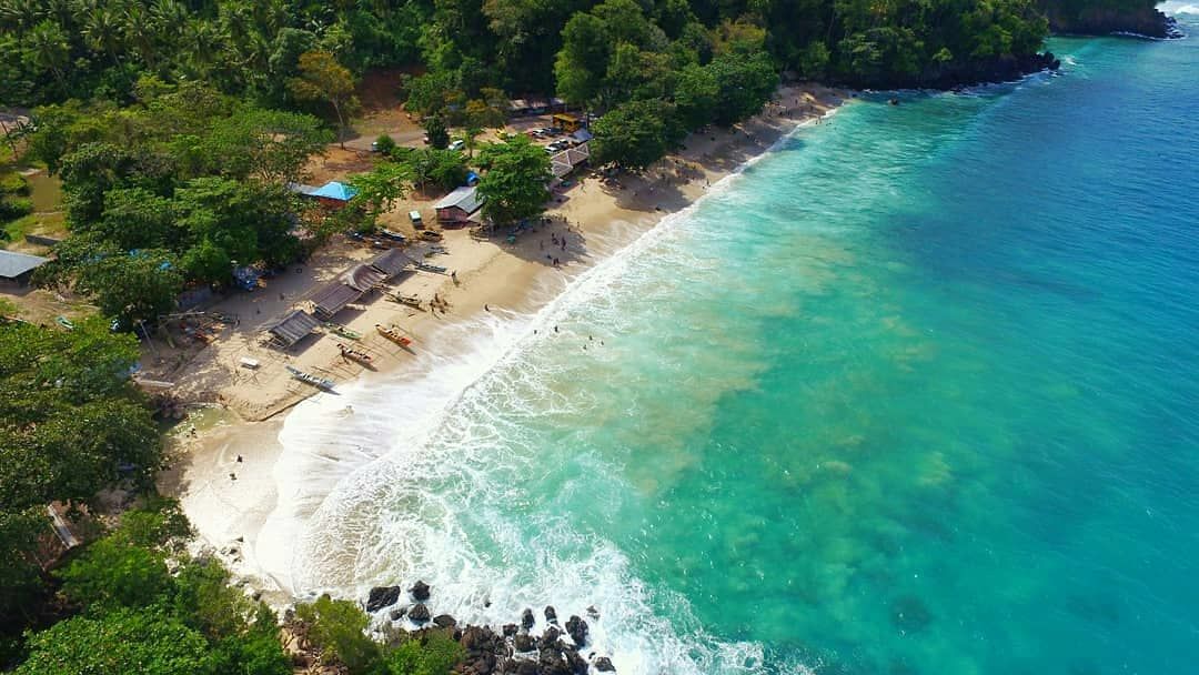 Liburan Asyik di Tanah Air: Rekomendasi Tempat Wisata Hits Indonesia 2025